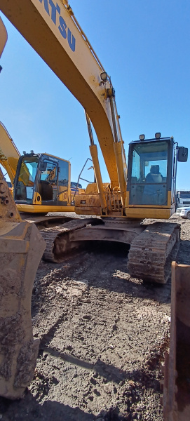 KOMATSU PC 220 Экскаватор PC 220-8M0 — Б/У, 2023 г.
