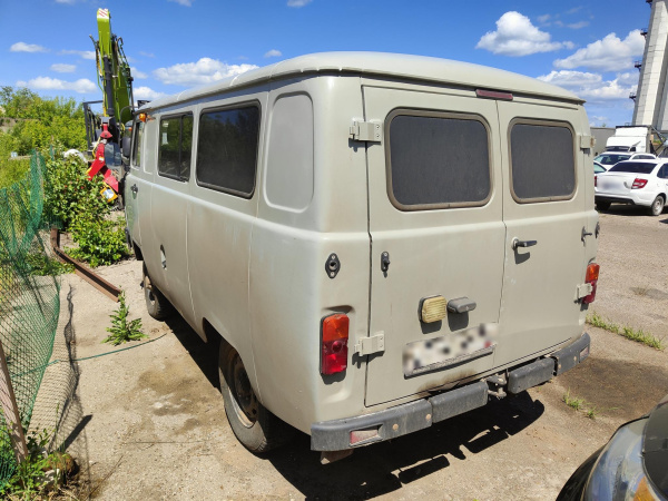 UAZ 7 мест 2.7 5MT — Б/У, 2024 г.