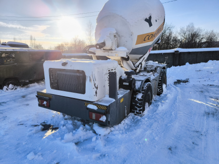 YNIX QGMC1500 Автобетоносмеситель с самозагрузкой — Б/У, 2023 г.