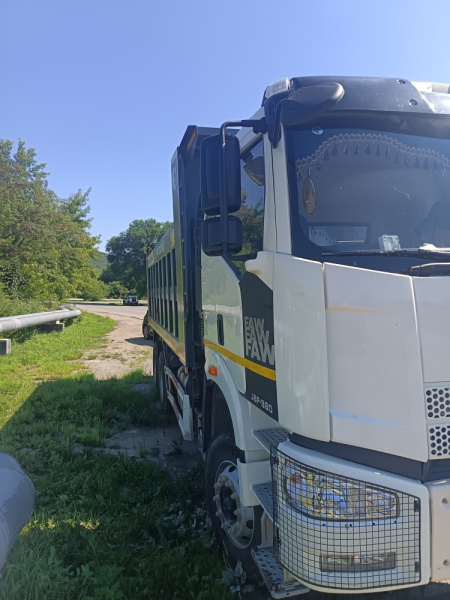 FAW J6 6x4 Самосвал CA3250P66K24T1E5 — Б/У, 2023 г.
