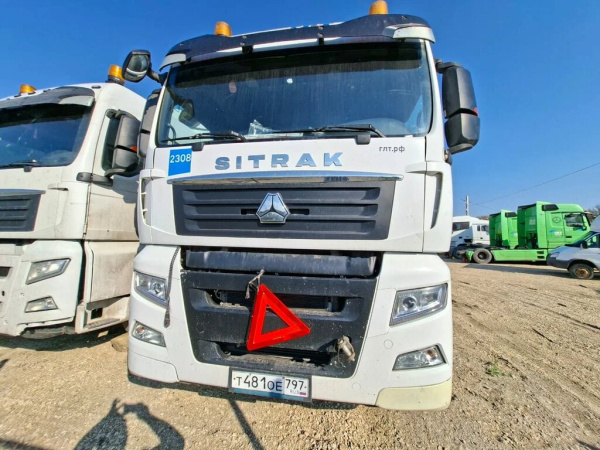 SITRAK C7H 4x2 Седельный тягач ZZ4186V361HE — Б/У, 2023 г.