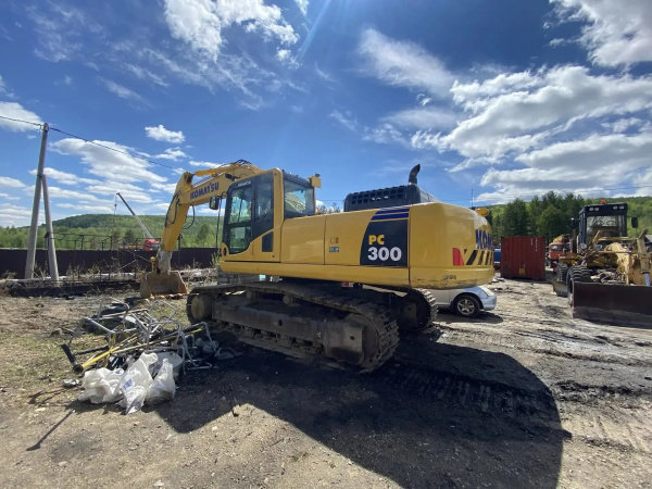 KOMATSU PC 300 Экскаватор — Б/У, 2023 г.