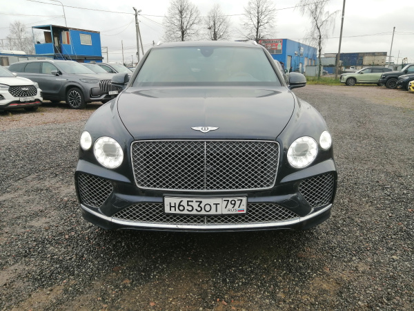 Bentley Bentayga BENTLEY BENTAYGA V8 — Б/У, 2021 г.