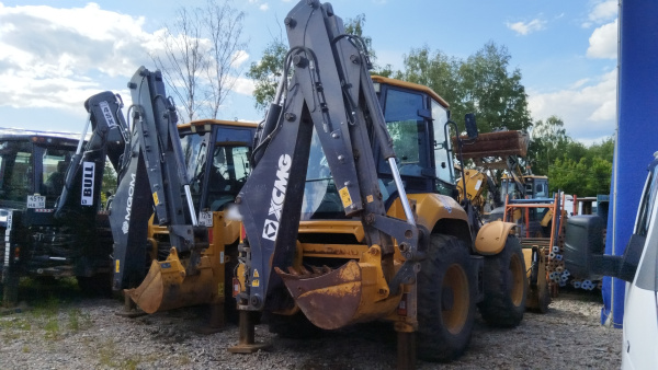 XCMG XC8-S3570 — Б/У, 2023 г.