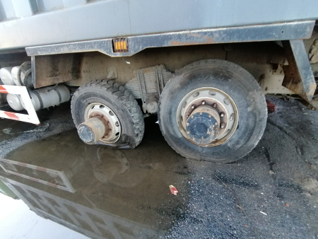 Shacman (Shaanxi) SX 8x4 Самосвал SX33186W366C — Б/У, 2022 г.