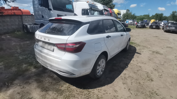 LADA Comfort 24 1.8 122hp AT — Б/У, 2024 г.