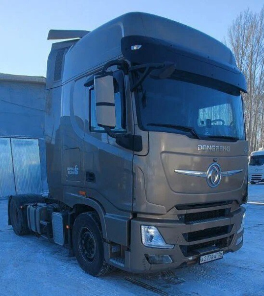 DongFeng GX 4x2 Седельный тягач DFH4180 — Б/У, 2023 г.