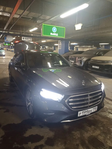 Mercedes-Benz E-CLASS — Б/У, 2025 г.
