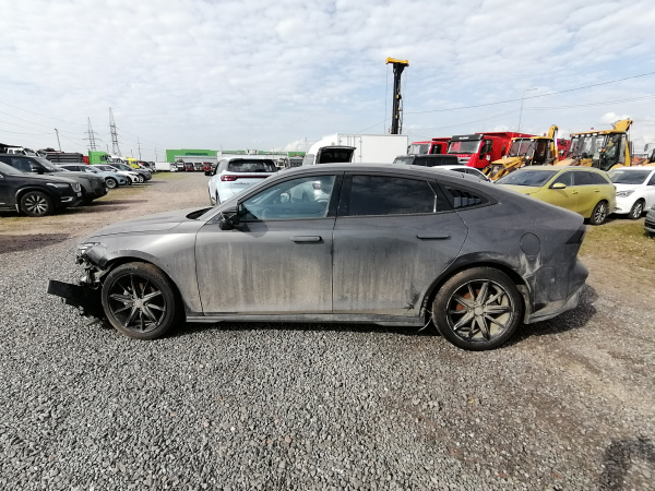 Changan UNI-V DLX 1.5T 7DCT — Б/У, 2023 г.
