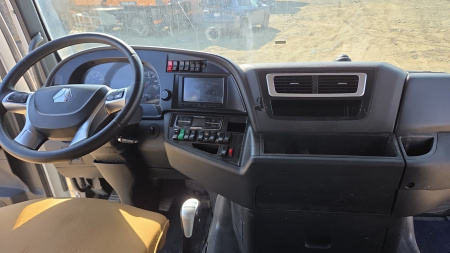 SITRAK ZZ4256V364HE — Б/У, 2022 г.