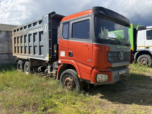 Shacman (Shaanxi) SX 6x4 Самосвал SX32586T384 — Б/У, 2021 г.