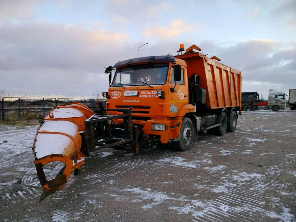Завод КДМ, ООО (г. Смоленск) ЭД405В1 — Б/У, 2017 г. (Санкт-Петербург, 227141 км)