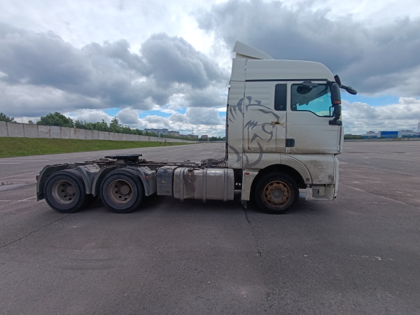 SITRAK C7H 6x4 Седельный тягач ZZ4256V324HE1B — Б/У, 2024 г.