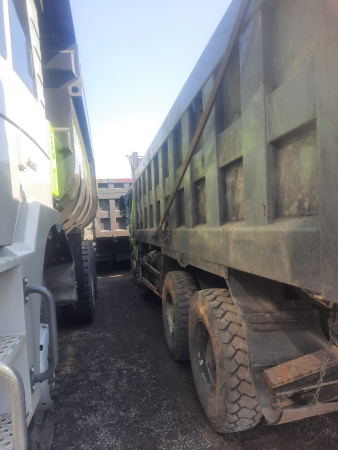 Shacman (Shaanxi) SX 8x4 Самосвал SX331863366 — Б/У, 2022 г.