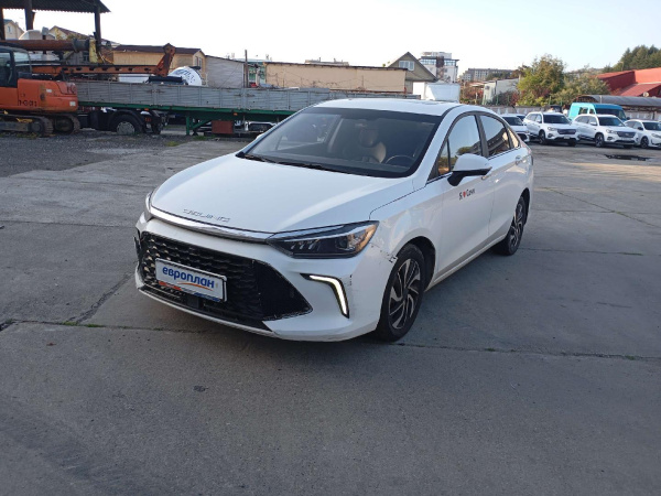 BAIC Ю5 Плюс (U5 Plus) — Б/У, 2023 г. (Сочи, 130978 км)