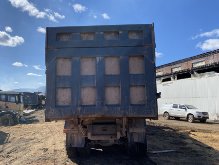 Shacman (Shaanxi) SX 8x4 Самосвал SX33186V366 — Б/У, 2023 г.