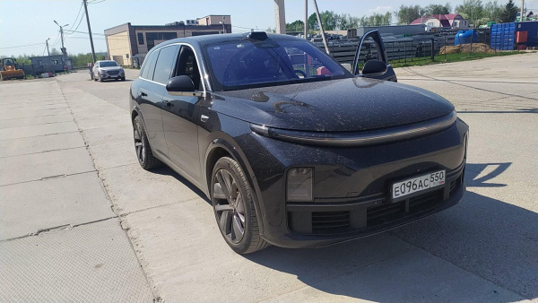 Lixiang Л7 (L7) — Б/У, 2023 г. (Балашиха, 73066 км)