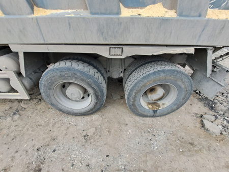 Shacman (Shaanxi) SX 8x4 Самосвал SX331863366 — Б/У, 2023 г.