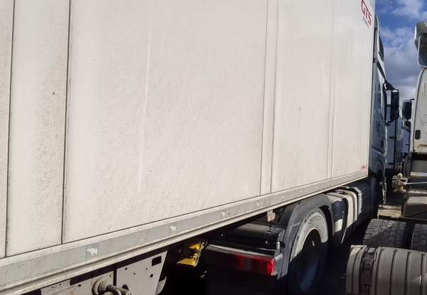 MERCEDES-BENZ Actros 4x2 Седельный тягач — Б/У, 2021 г.