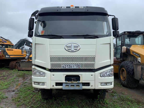 FAW (First Automotive Works) CA3250P66K2T1E5 — Б/У, 2020 г. (Иркутск, 40000 км)
