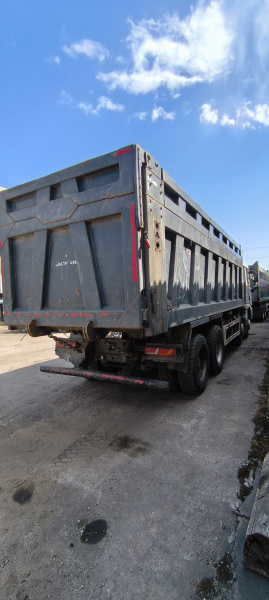 Shacman (Shaanxi) SX 8x4 Самосвал SX33186V366 — Б/У, 2024 г.