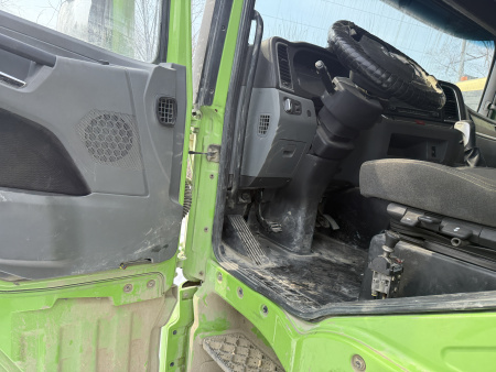 Shacman (Shaanxi) SX 8x4 Самосвал SX331863366 — Б/У, 2023 г.