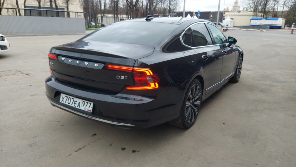 VOLVO D5 Inscription 8AT AWD — Б/У, 2021 г.