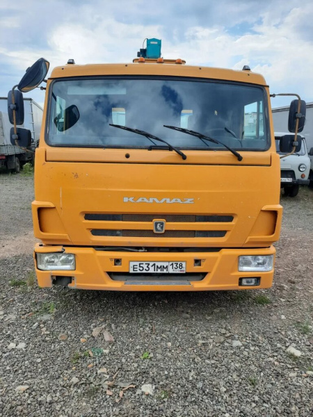 КамАЗ 4308 4x2 Бортовой с КМУ 338201 — Б/У, 2023 г.