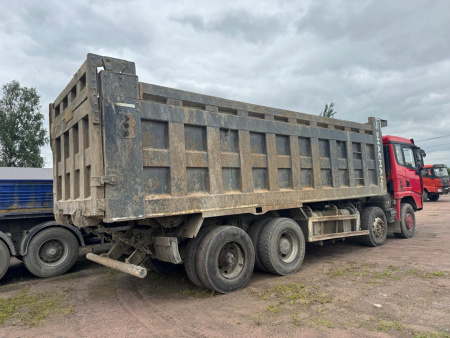 Shacman (Shaanxi) SX 6x4 Самосвал SX33186T366 — Б/У, 2021 г.