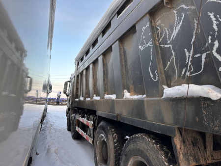Shacman (Shaanxi) SX 8x4 Самосвал SX33186V366 — Б/У, 2024 г.