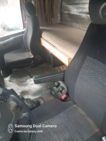 Shacman (Shaanxi) SX 6x4 Седельный тягач SX42584W324C — Б/У, 2022 г.