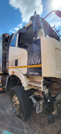 FAW J6 6x6 Самосвал CA3250P66K24L1TE5 — Б/У, 2023 г.