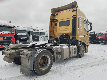 HONGYAN CQ 4x2 Седельный тягач CQ4186HV52 — Б/У, 2023 г.