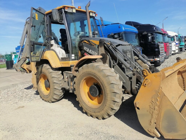 XCMG XC8 Экскаватор-погрузчик XC8-S3570 — Б/У, 2023 г.