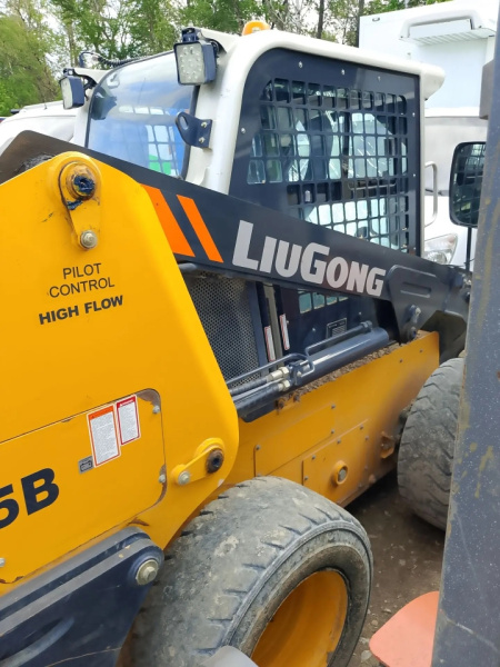 LiuGong CLG Мини погрузчик CLG385B — Б/У, 2023 г.