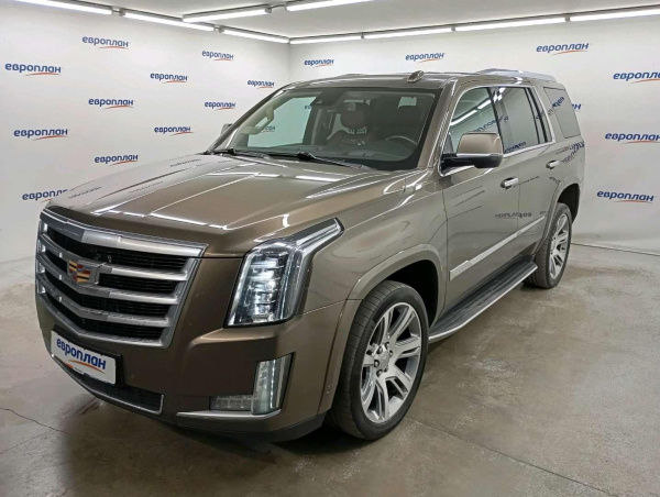 Cadillac Escalade — Б/У, 2016 г. (Москва, 180274 км)