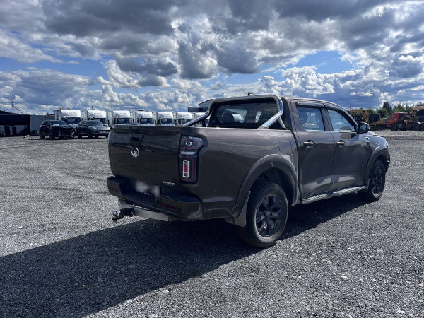 GREAT WALL Premium 2.0d 8AT 4WD (I Поколение) — Б/У, 2024 г.