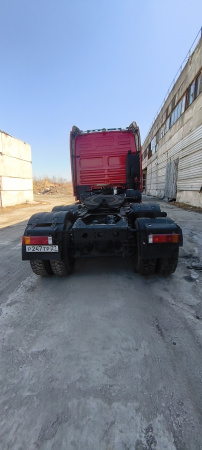 Shacman (Shaanxi) SX 6x4 Седельный тягач SX42584V324 — Б/У, 2023 г.
