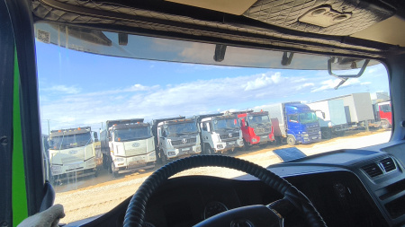 Shacman (Shaanxi) SX 8x4 Самосвал SX33186V366 — Б/У, 2022 г.