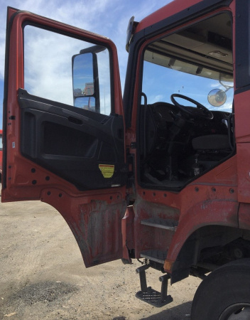 Shacman (Shaanxi) SX 8x4 Самосвал SX33186V366 — Б/У, 2022 г.