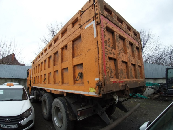 Shacman (Shaanxi) SX3318DT366 8x4 — Б/У, 2021 г.