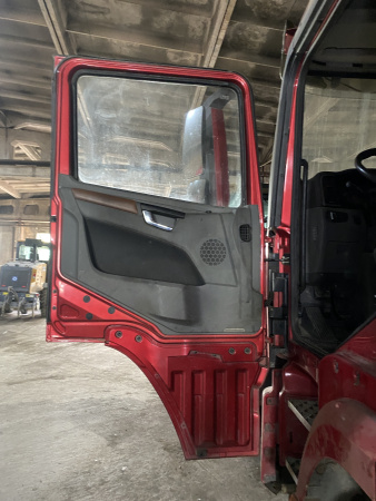 Shacman (Shaanxi) SX 8x4 Самосвал SX331863366 — Б/У, 2023 г.