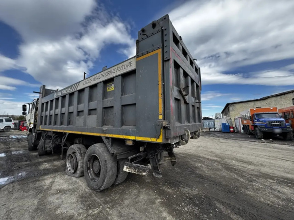 FAW J6* 8x4 Самосвал — Б/У, 2023 г.