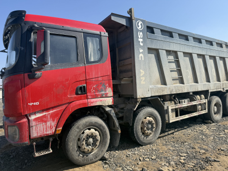 Shacman (Shaanxi) SX 8x4 Самосвал SX33186W366C — Б/У, 2023 г.
