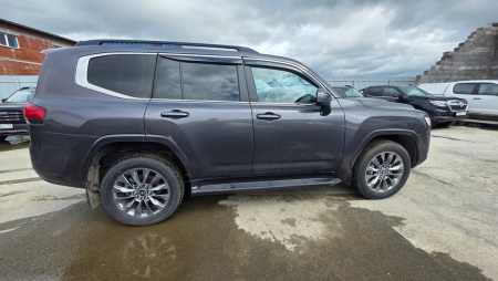 Toyota LAND CRUISER 300 Luxe 3.3 d AT — Б/У, 2022 г.