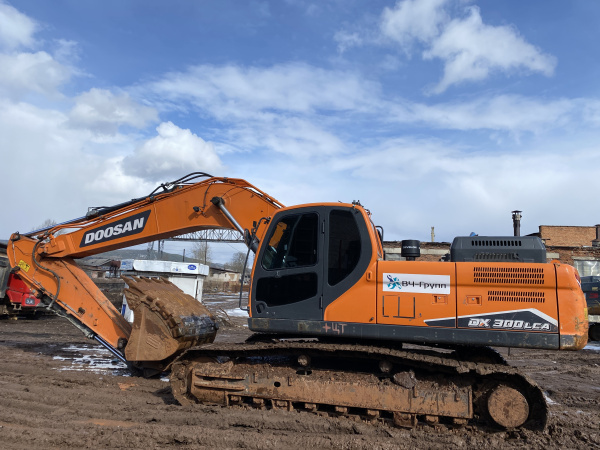 Doosan DX 300 Экскаватор DX300LCA-7M — Б/У, 2023 г.