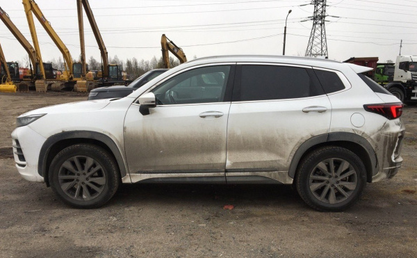 EXEED LX Luxury 1.5T CVT 2WD — Б/У, 2023 г.