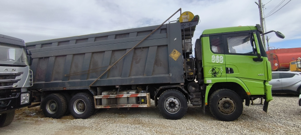 Shacman (Shaanxi) SX 8x4 Самосвал SX33186V366 — Б/У, 2023 г.