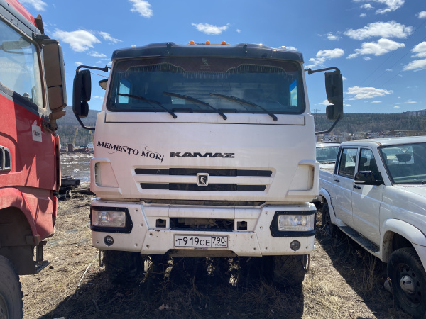 КамАЗ 53504 6x6 Седельный тягач 53504-50 — Б/У, 2022 г.