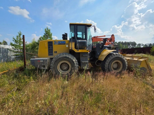 XCMG ZL50 Фронтальный погрузчик — Б/У, 2021 г.